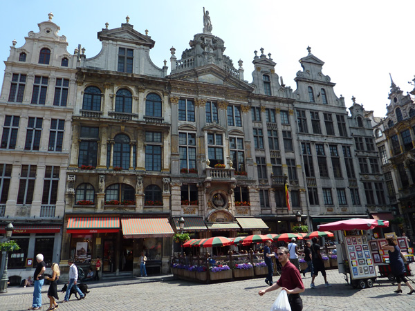 La Grand Place le jour